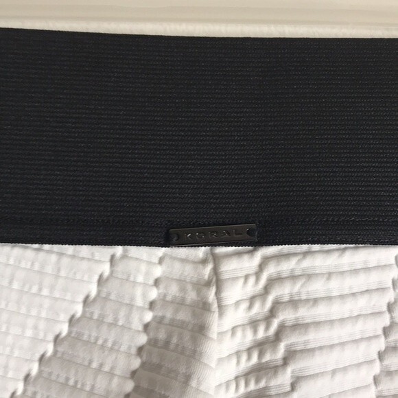 Koral Envy Mid Rise Textured Leggings size small gym working out walking - Picture 9 of 11